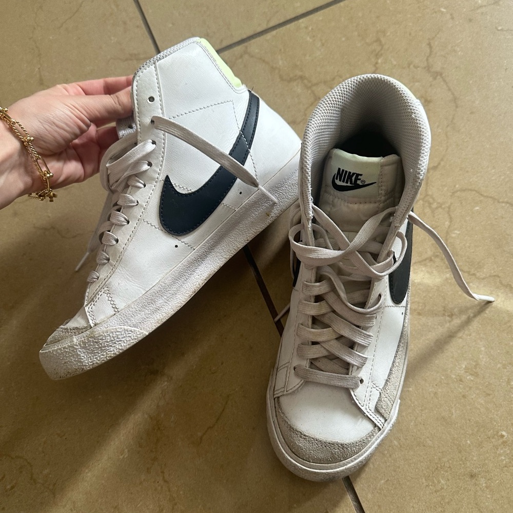STILL LIKE NEW Nike Blazers White and Black High-Top Sneakers 4.5 Youth
